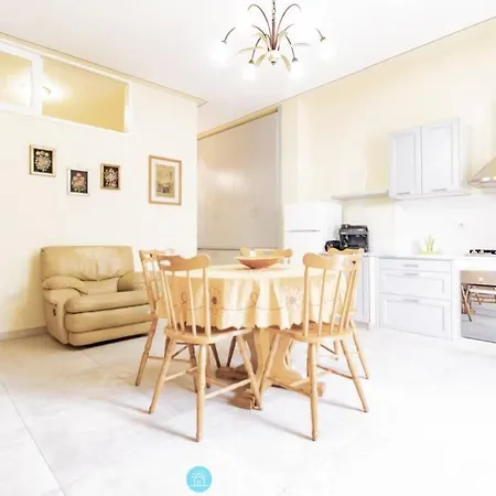 Helm Flat - Apartment *